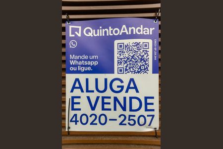 Casa à venda com 200m², 3 quartos e 4 vagas Casa à venda com 200m², 3 quartos e 4 vagasPLACA