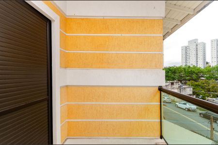 Casa à venda com 200m², 3 quartos e 4 vagasSuíte 1 - Sacada