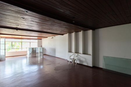 Casa para alugar com 540m², 3 quartos e 6 vagasÁrea comum