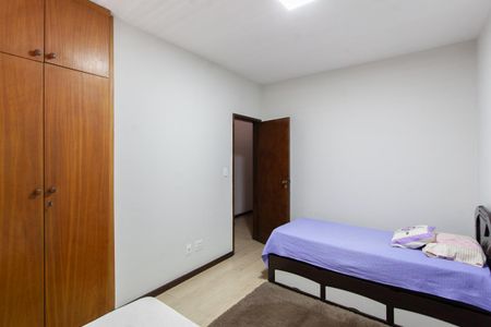 Casa para alugar com 540m², 3 quartos e 6 vagasQuarto 2