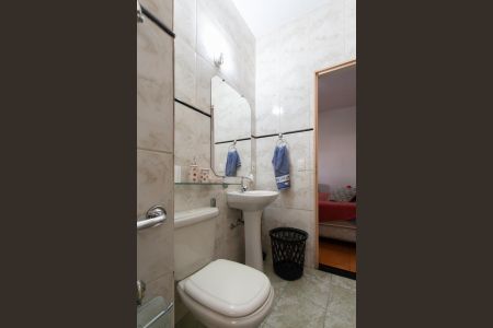 Casa para alugar com 540m², 3 quartos e 6 vagasBanheiro de Serviço