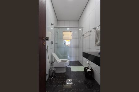 Casa para alugar com 540m², 3 quartos e 6 vagasBanheiro Social 2