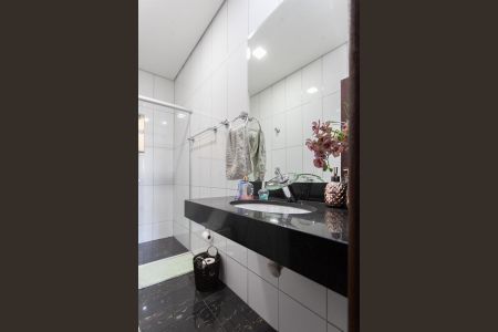 Casa para alugar com 540m², 3 quartos e 6 vagasBanheiro Social 2