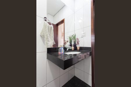 Casa para alugar com 540m², 3 quartos e 6 vagasBanheiro Social 2