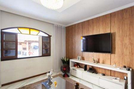 Casa para alugar com 540m², 3 quartos e 6 vagasSala 1