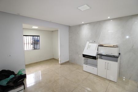 Sala/Cozinha de casa para alugar com 2 quartos, 45m² em Vila Verde, São Paulo