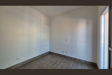 Apartamento à venda com 75m², 2 quartos e 2 vagas Apartamento à venda com 75m², 2 quartos e 2 vagasSuíte