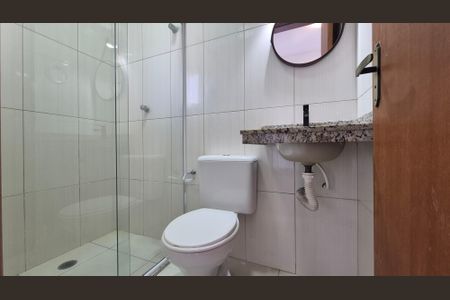 Apartamento à venda com 75m², 2 quartos e 2 vagas Apartamento à venda com 75m², 2 quartos e 2 vagasBanheiro da suíte