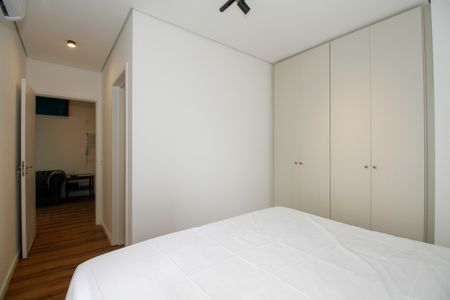 Apartamento para alugar com 66m², 2 quartos e 1 vagaSuíte 1