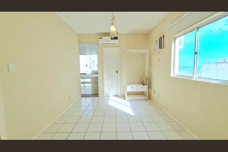 Quarto de apartamento para alugar com 1 quarto, 60m² em Amaralina, Salvador
