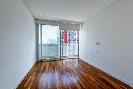 Apartamento para alugar com 125m², 3 quartos e 2 vagas Apartamento para alugar com 125m², 3 quartos e 2 vagasSuíte