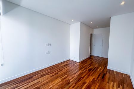 Apartamento para alugar com 125m², 3 quartos e 2 vagas Apartamento para alugar com 125m², 3 quartos e 2 vagasSuíte