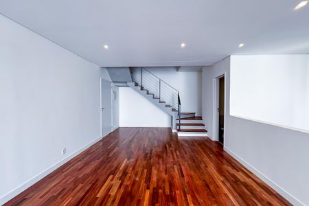 Apartamento para alugar com 125m², 3 quartos e 2 vagas Apartamento para alugar com 125m², 3 quartos e 2 vagasSala
