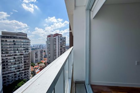 Apartamento para alugar com 125m², 3 quartos e 2 vagas Apartamento para alugar com 125m², 3 quartos e 2 vagasVaranda do Quarto