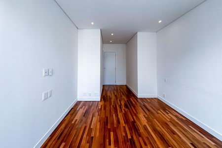 Apartamento para alugar com 125m², 3 quartos e 2 vagas Apartamento para alugar com 125m², 3 quartos e 2 vagasSuíte