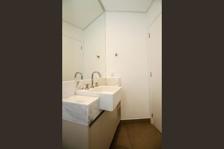 Apartamento para alugar com 51m², 1 quarto e 1 vaga Apartamento para alugar com 51m², 1 quarto e 1 vagaBanheiro da Suíte