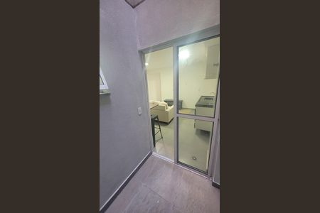 Sala/Cozinha de apartamento para alugar com 2 quartos, 60m² em Vila Ema, São Paulo