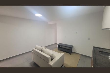 Sala/Cozinha de apartamento para alugar com 2 quartos, 60m² em Vila Ema, São Paulo