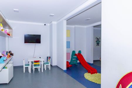 Apartamento à venda com 32m², 2 quartos e sem vaga Apartamento à venda com 32m², 2 quartos e sem vagaBrinquedoteca