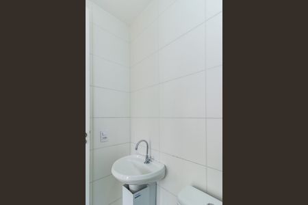Apartamento à venda com 32m², 2 quartos e sem vaga Apartamento à venda com 32m², 2 quartos e sem vagaBanheiro social
