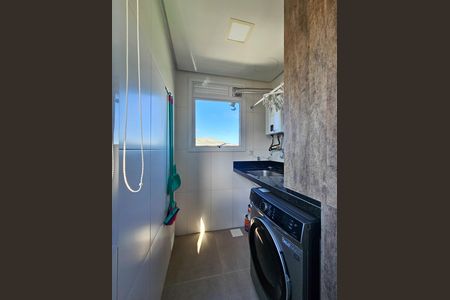 Área de serviço de apartamento para alugar com 2 quartos, 67m² em Jardim Botânico, Porto Alegre