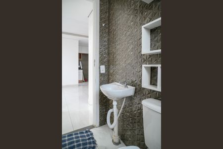 Apartamento para alugar com 41m², 2 quartos e sem vaga Apartamento para alugar com 41m², 2 quartos e sem vagaBanheiro