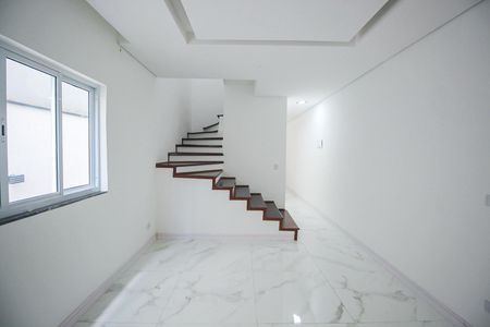 Sala de casa para alugar com 3 quartos, 125m² em Jardim Mirna, Taboão da Serra