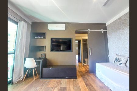Sala de apartamento para alugar com 1 quarto, 50m² em Brooklin Paulista, São Paulo