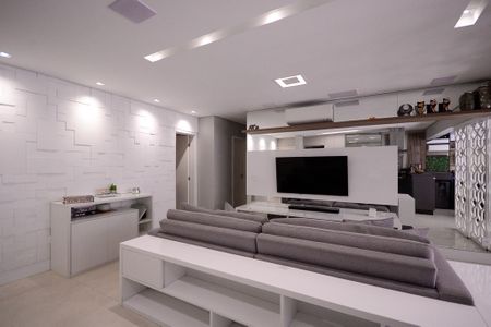 Apartamento para alugar com 116m², 2 quartos e 2 vagas Apartamento para alugar com 116m², 2 quartos e 2 vagasSala/Cozinha