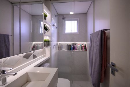 Apartamento para alugar com 116m², 2 quartos e 2 vagas Apartamento para alugar com 116m², 2 quartos e 2 vagasBanheiro da Suíte 1