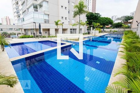 Apartamento para alugar com 116m², 2 quartos e 2 vagas Apartamento para alugar com 116m², 2 quartos e 2 vagasÁrea comum - Piscina