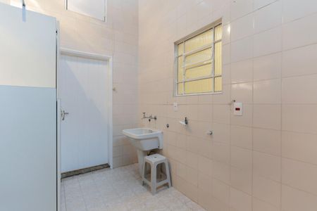 Casa para alugar com 217m², 4 quartos e 3 vagas Casa para alugar com 217m², 4 quartos e 3 vagasÁrea de serviço
