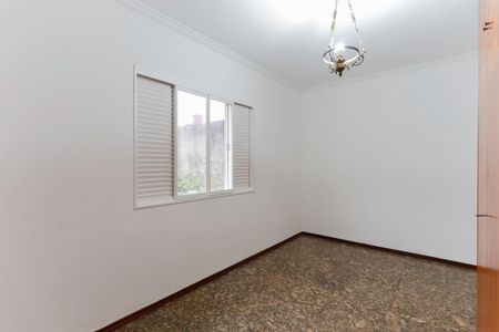 Casa para alugar com 217m², 4 quartos e 3 vagas Casa para alugar com 217m², 4 quartos e 3 vagasQuarto 1