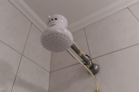 Casa para alugar com 217m², 4 quartos e 3 vagas Casa para alugar com 217m², 4 quartos e 3 vagasBanheiro da suíte