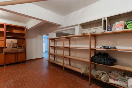 Casa para alugar com 217m², 4 quartos e 3 vagas Casa para alugar com 217m², 4 quartos e 3 vagasDepósito