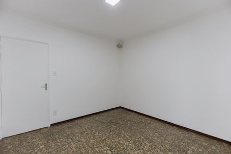 Casa para alugar com 217m², 4 quartos e 3 vagas Casa para alugar com 217m², 4 quartos e 3 vagasQuarto 2