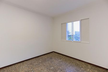 Casa para alugar com 217m², 4 quartos e 3 vagas Casa para alugar com 217m², 4 quartos e 3 vagasSuíte