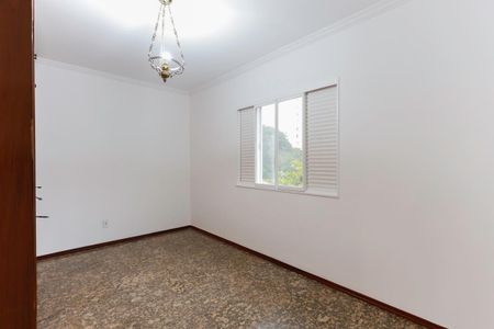 Casa para alugar com 217m², 4 quartos e 3 vagas Casa para alugar com 217m², 4 quartos e 3 vagasQuarto 1