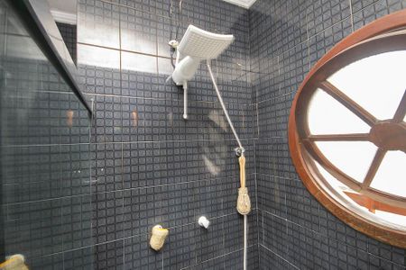 Casa à venda com 400m², 4 quartos e 6 vagasBanheiro da Suíte 4