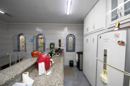 Casa à venda com 400m², 4 quartos e 6 vagasCozinha