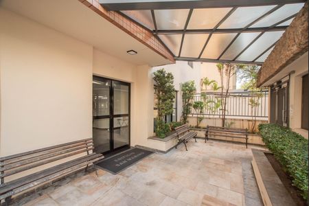 Apartamento à venda com 80m², 3 quartos e 2 vagas Apartamento à venda com 80m², 3 quartos e 2 vagasHall de entrada
