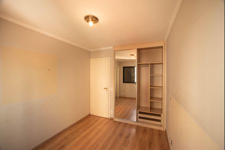 Apartamento à venda com 80m², 3 quartos e 2 vagas Apartamento à venda com 80m², 3 quartos e 2 vagasSuíte