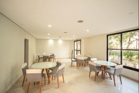 Apartamento à venda com 80m², 3 quartos e 2 vagas Apartamento à venda com 80m², 3 quartos e 2 vagasÁrea comum - Salão de festas