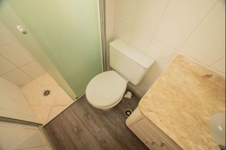 Apartamento à venda com 80m², 3 quartos e 2 vagas Apartamento à venda com 80m², 3 quartos e 2 vagasBanheiro da Suíte