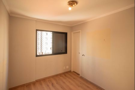 Apartamento à venda com 80m², 3 quartos e 2 vagas Apartamento à venda com 80m², 3 quartos e 2 vagasSuíte