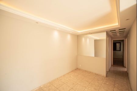 Apartamento à venda com 80m², 3 quartos e 2 vagas Apartamento à venda com 80m², 3 quartos e 2 vagasSala