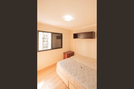 Apartamento à venda com 80m², 3 quartos e 2 vagas Apartamento à venda com 80m², 3 quartos e 2 vagasQuarto 1
