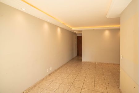 Apartamento à venda com 80m², 3 quartos e 2 vagas Apartamento à venda com 80m², 3 quartos e 2 vagasSala