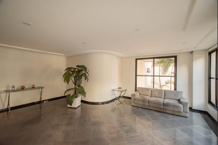 Apartamento à venda com 80m², 3 quartos e 2 vagas Apartamento à venda com 80m², 3 quartos e 2 vagasHall social