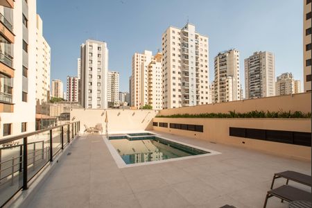 Apartamento à venda com 80m², 3 quartos e 2 vagas Apartamento à venda com 80m², 3 quartos e 2 vagasÁrea comum - Piscina